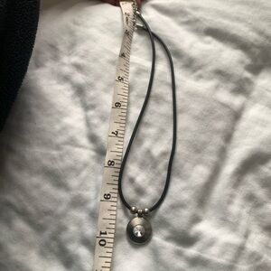 Elegant Silver Pendant Necklace Y2K